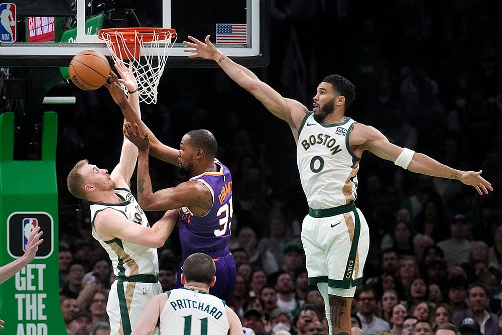 | Photo: AP/Charles Krupa : NBA 2023-24: Phoenix Suns vs Boston Celtics