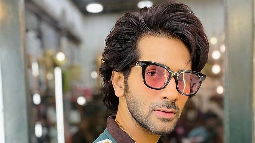 Instagram : Vardhan Puri