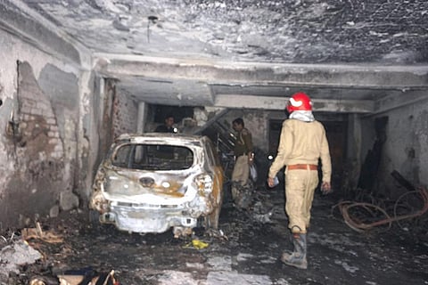 4 killed in fire in Delhi''s Shastri Nagar