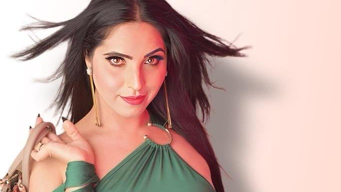 Instagram : Anupama Solanki