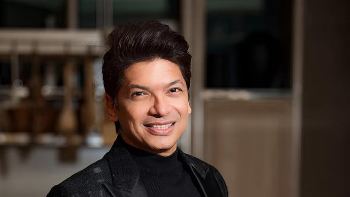 Instagram : Playback singer Shaan