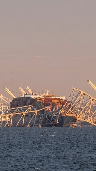 Ship "Dali" hit Francis Scott Key Bridge