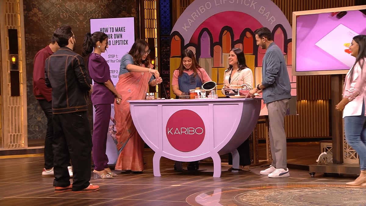 Instagram : Customised Lipstick Brand ‘Karibo’ 