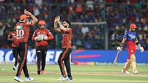 AP Photo/Kashif Masood : Sunrisers Hyderabad's Mayank Markande celebrates the wicket of Royal Challengers Bengaluru's Virat Kohli with teammates during the Indian Premier League cricket match between Royal Challengers Bengaluru and Sunrisers Hyderabad in Bengaluru.