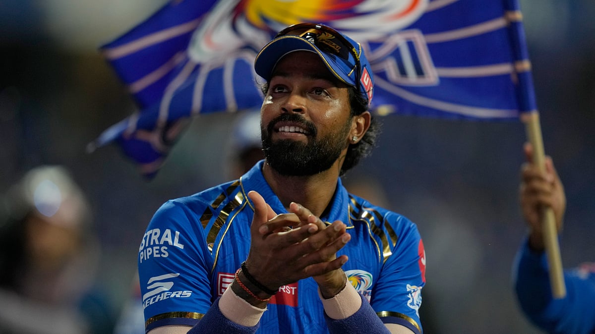 Mumbai Indians' captain Hardik Pandya cheers the crowd after their win during the Indian Premier League match between Mumbai Indians and Delhi Capitals in Mumbai. - AP Photo/ Rafiq Maqbool