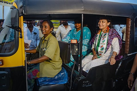 Praniti Shinde campaigns in Solapur