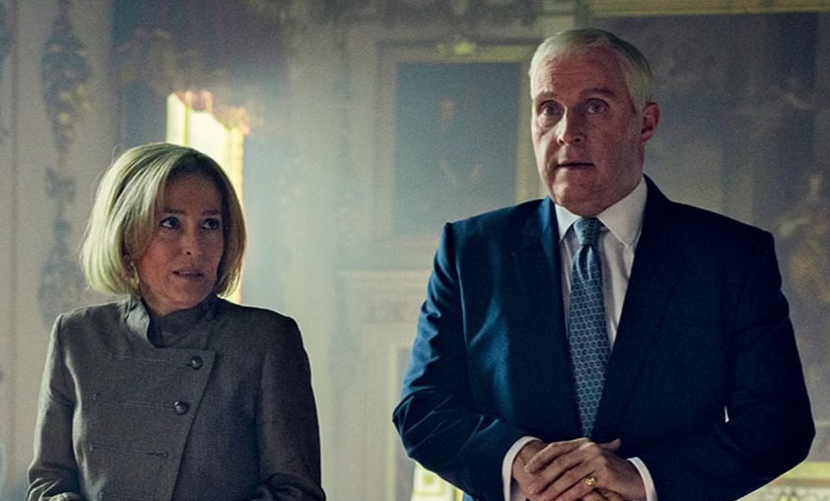 Netflix : Gillian Anderson and Rufus Sewell star as Emily Maitlis and Prince Andrew in 'Scoop'