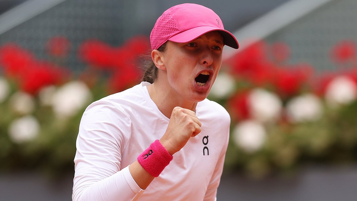 Iga Swiatek has equalled Serena Williams and Maria Sharapova as the fastest player to reach 25 WTA 1000 wins on clay, doing so in just 29 matches.