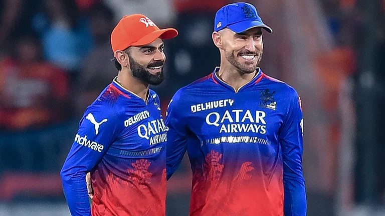 Kohli and Du Plessis of RCB - null
