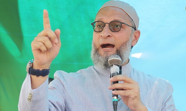 'I Have 6 Children...Modi Has 6 Siblings': AIMIM Chief Asaduddin Owaisi Calls PM Modi's Claims 'Lies'