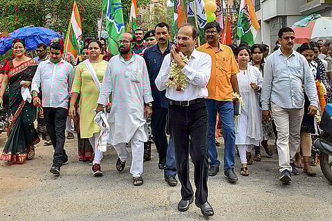 Adhir Ranjan campaigns for LS polls