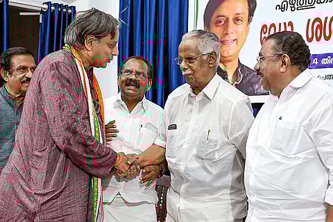 Shashi Tharoor campaigns in Thiruvananthapuram