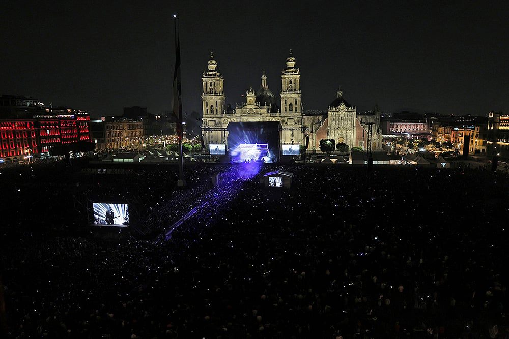 Interpol Performs A Free Concert