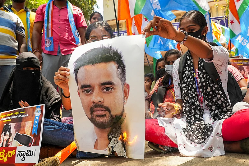 NSUI protest against Prajwal Revanna