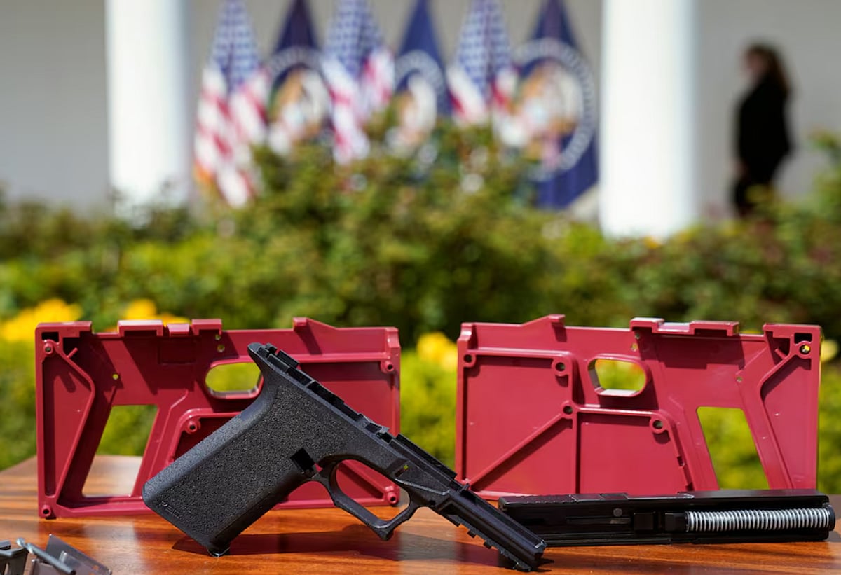 Reuters : Parts of a ghost gun kit are on display at an event held by U.S. President Joe Biden to announce measures to fight ghost gun crime, at the White House in Washington. 