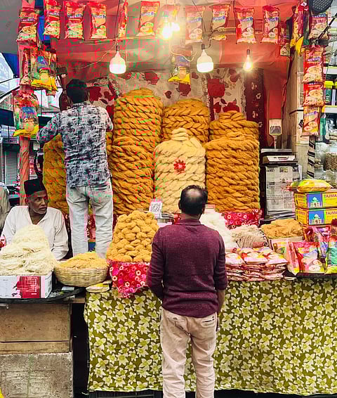 A man taking a look at lachha
