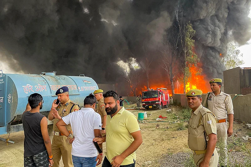 Fire in Mathura