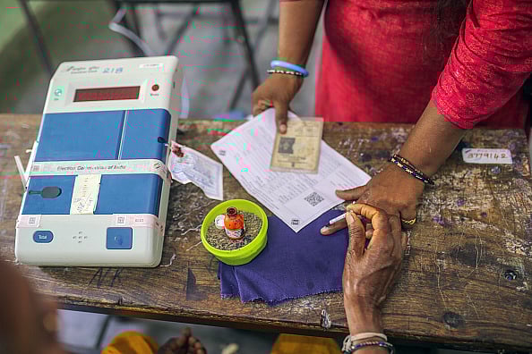 Getty Images : Elaborate arrangements to increase voter turnout amid soaring temperatures in Karnataka