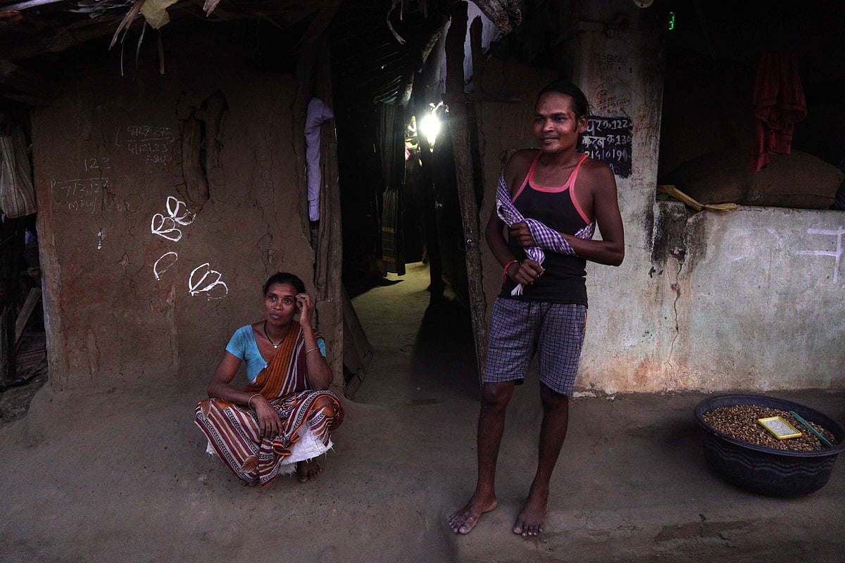 Photo by Dinesh Parab/Outlook : Vilas Talande and wife Anita Talande