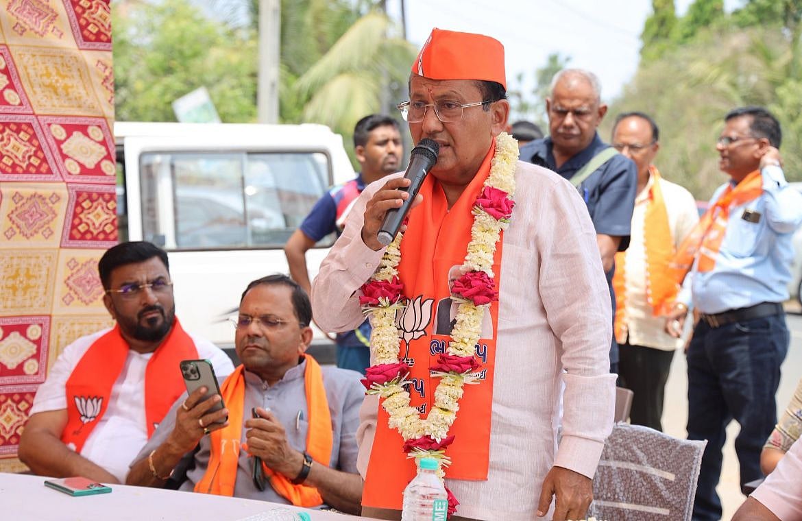 X/@mukeshdalal568 : BJP's Surat candidate Mukesh Dalal | 