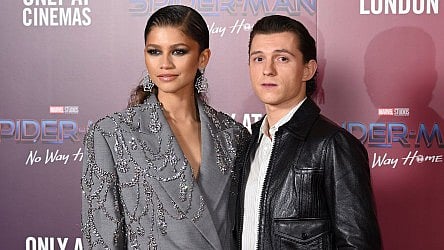 Harper's BAZAAR : Zendaya, Tom Holland