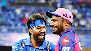 X/@RajasthanRoyals : MI skipper Hardik Pandya with RR captain Sanju Samson