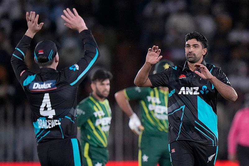 Pakistan vs New Zealand 3rd T20I