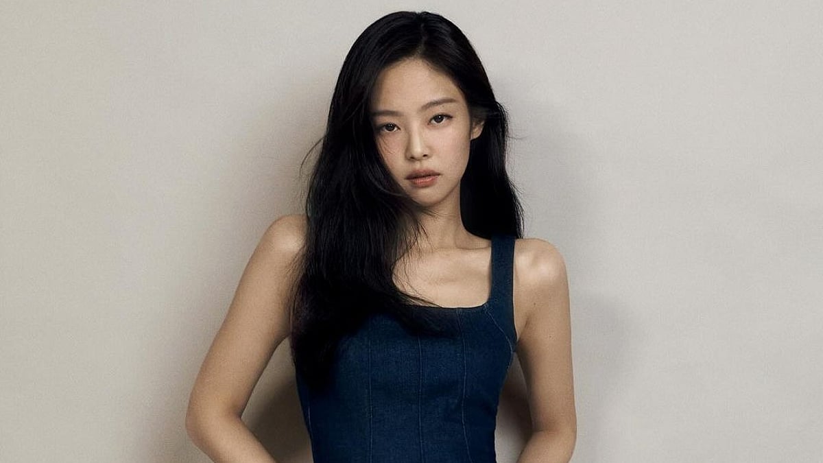 BLACKPINK's JENNIE Makes History; The First Korean Female