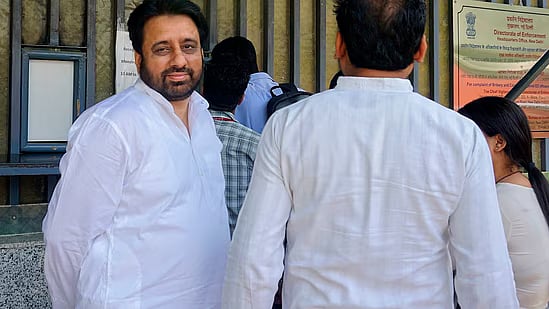 PTI : Aam Aadmi Party (AAP) MLA Amanatullah Khan |