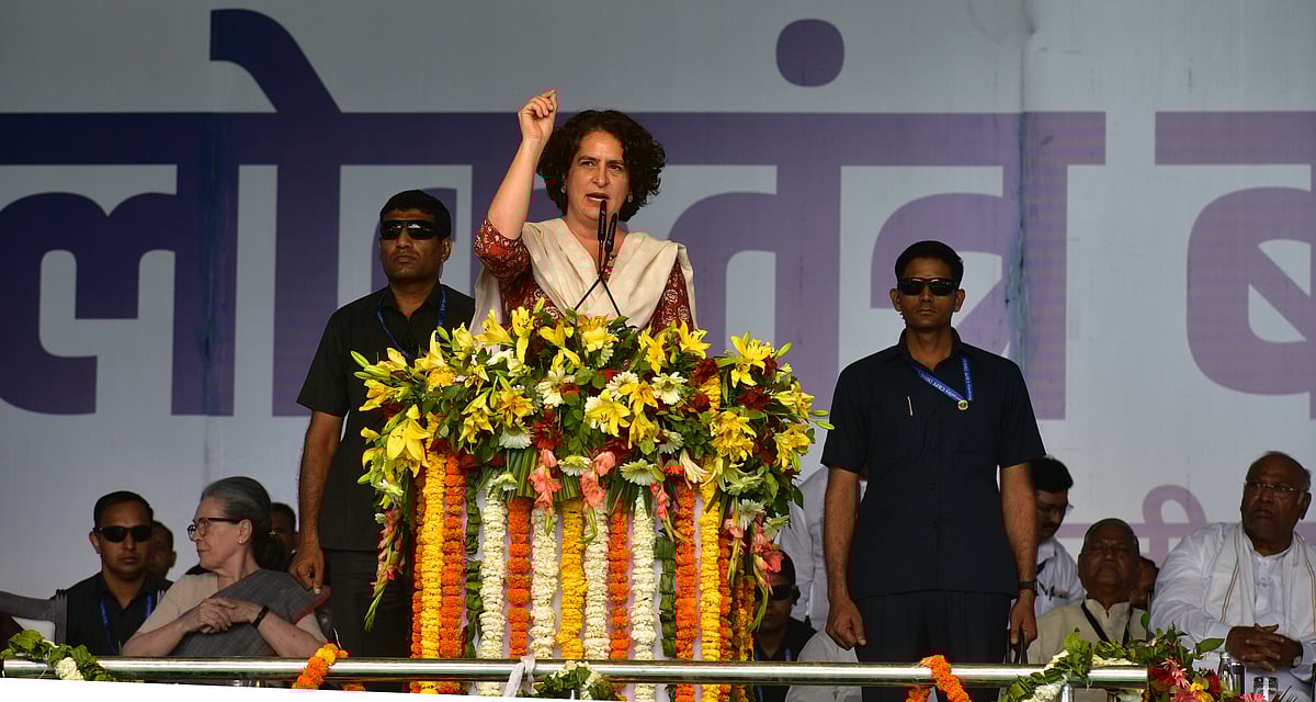 Tribhuvan Tiwari : Priyanka Gandhi addresses during I.N.D.I.A. bloc's 'Loktantra Bachao' rally at the Ramlila ground