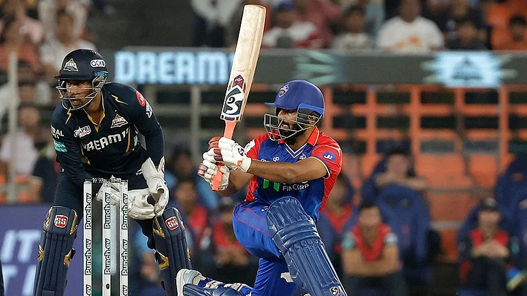 IPL 2024: GT take on DC at the Arun Jaitley Stadium. - Photo: AP/Pravin Indrekar