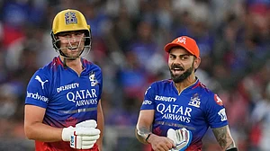 AP/Ajit Solanki : Royal Challengers Bengaluru's Will Jacks and teammate Virat Kohli, right, celebrate their team's victory in the Indian Premier League cricket match between Gujarat Titans and Royal Challengers Bengaluru in Ahmedabad