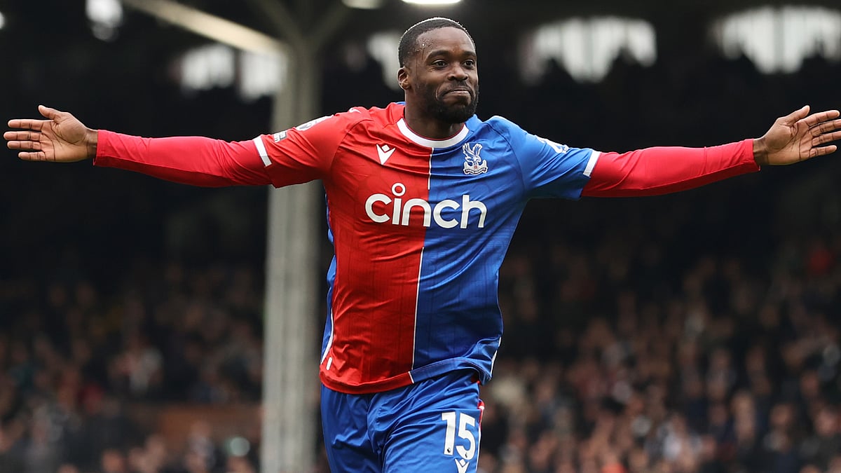 Jeffrey Schlupp celebrates against Fulham.