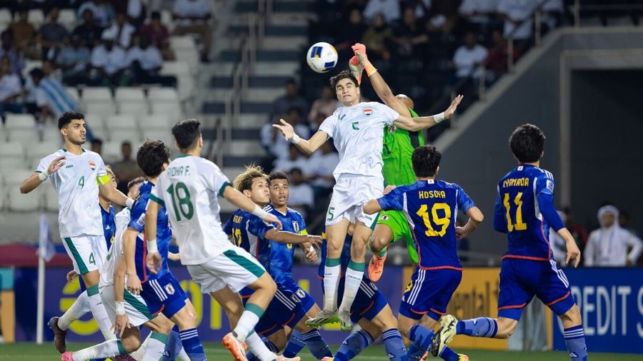AFC Photo : Japan and Iraq players in action during their AFC U-23 Asian Cup 2024 semi-final match in Al Rayyan (Jassim), Qatar on April 29, 2024.