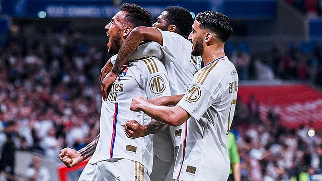 Ligue 1 Wrap: Lyon Score Penalty Deep Into Stoppage Time To Beat Second-Place Brest 4-3 After Lacazette Injury