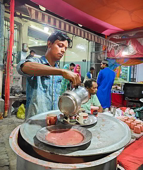 Sheer chai seller
