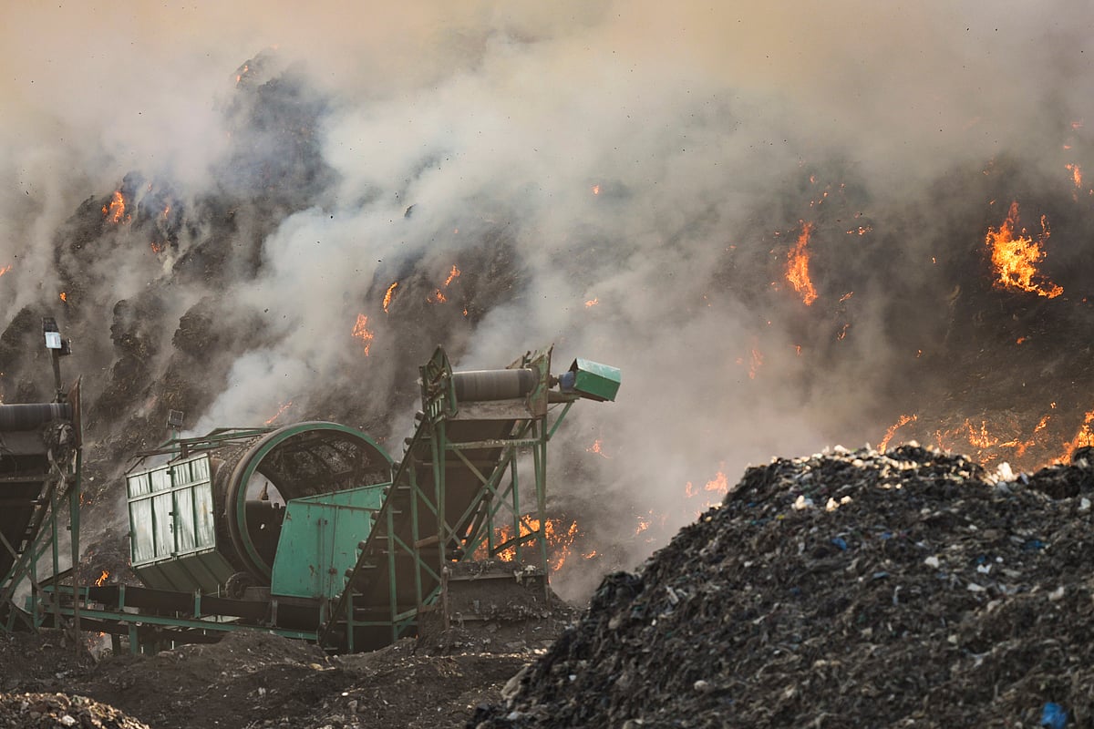 PTI  : Ghazipur Landfill Fire Rages On; 