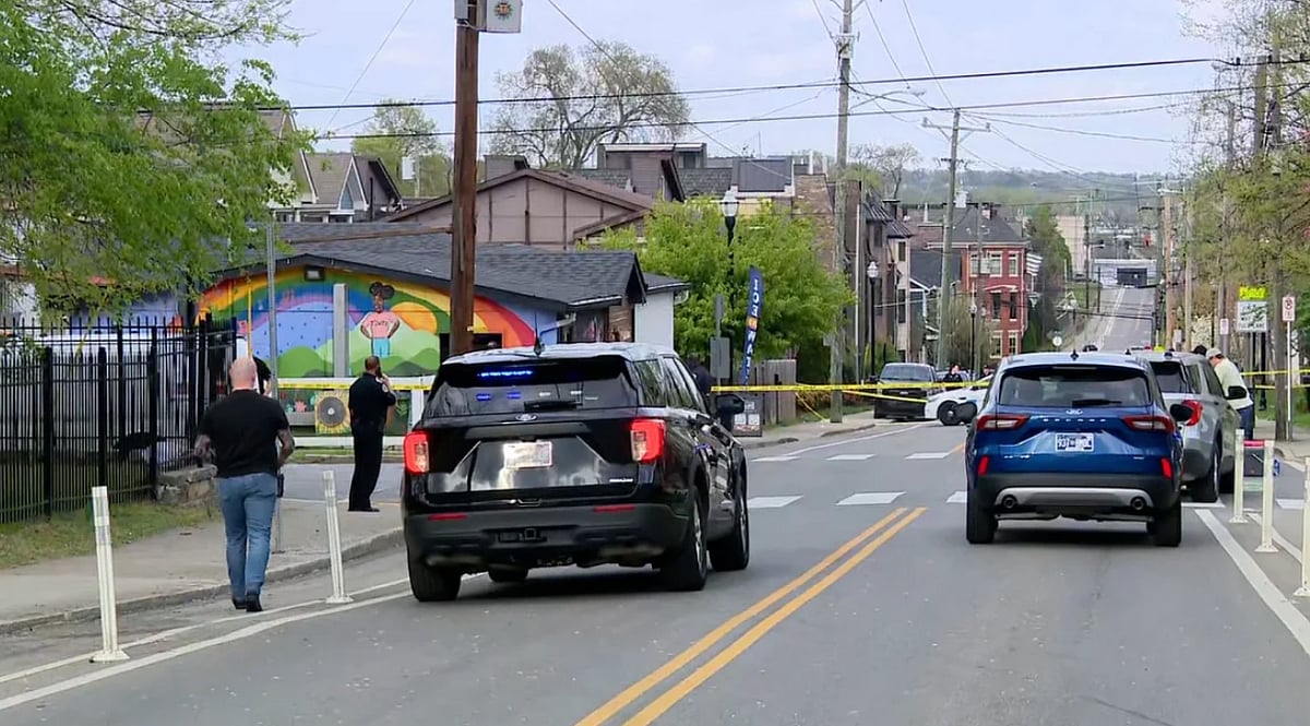 WZTV : Police arrives at the scene of a shooting in Nashville, Tennessee, on Easter Sunday.