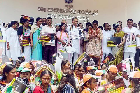 Mahila Congress protest in Hubballi