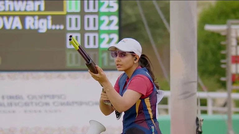 Maheshwari Chauhan's qualification is India's second Paris quota place in the women's skeet. - Photo: X/ @OfficialNRAI