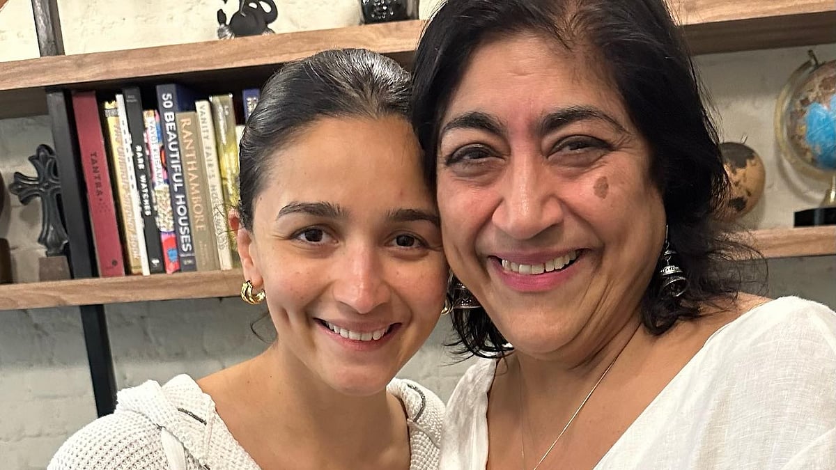Instagram : Alia Bhatt With Gurinder Chadha