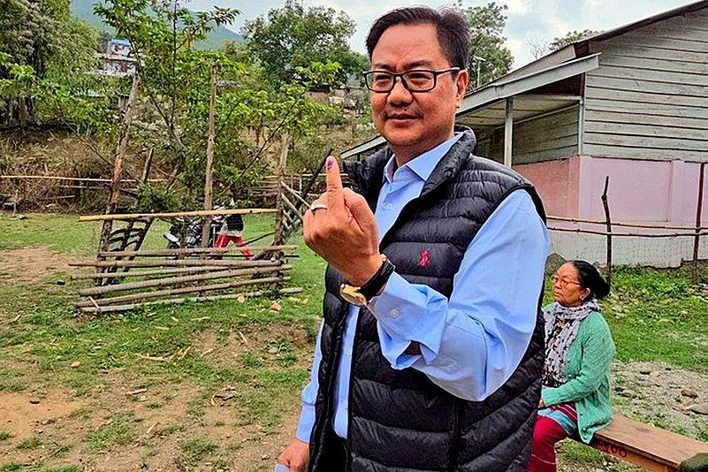 LS Polls 1st Phase: Kiren Rijiju votes