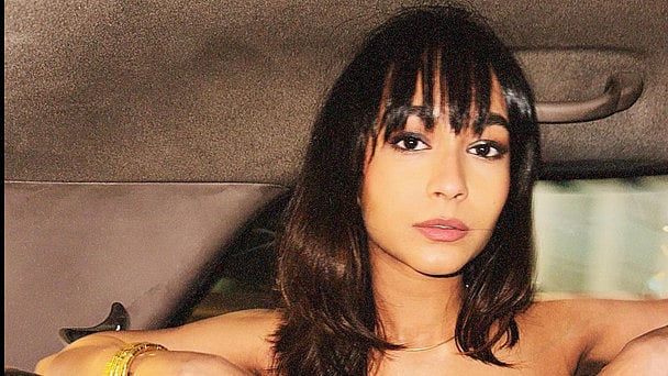 Instagram : Kritika Bharadwaj