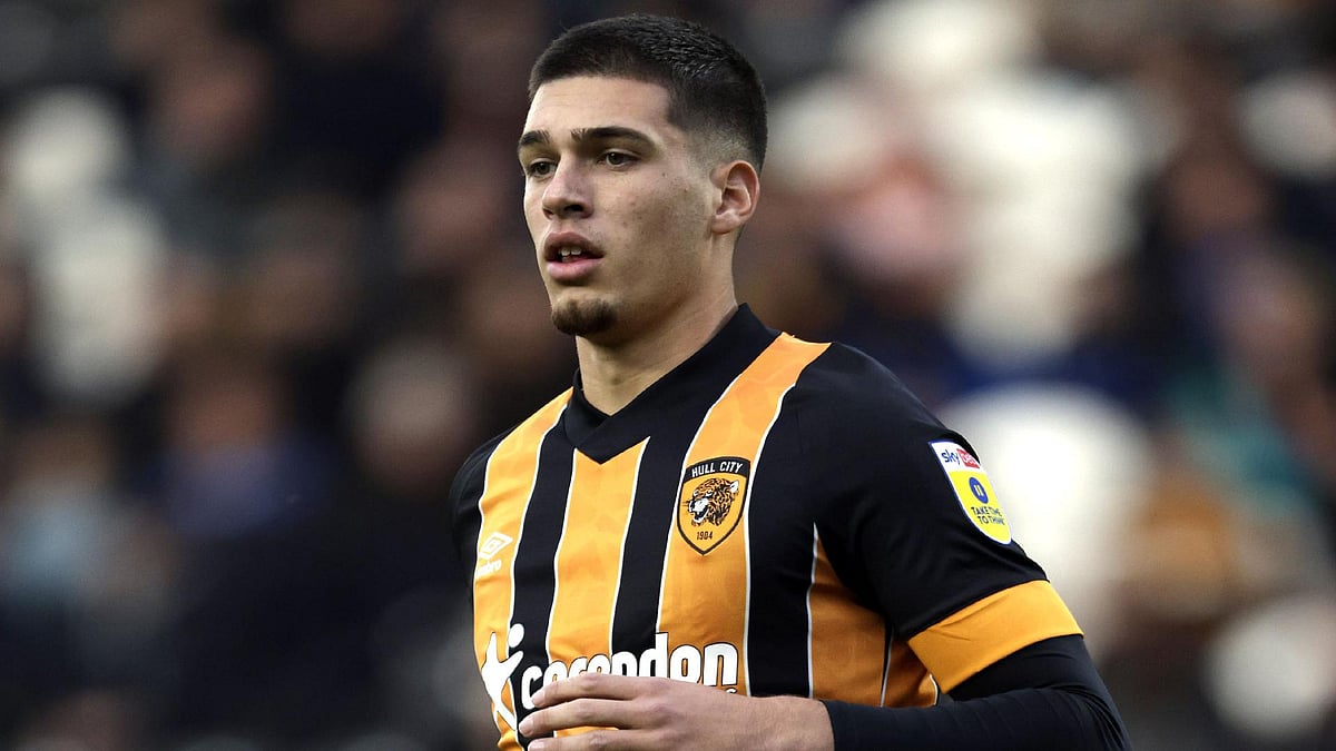 Richard Sellers/PA : Xavier Simons scored a late winner.