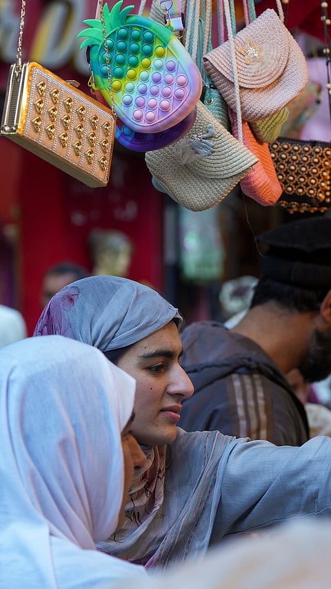 Eid shopping in Srinagar