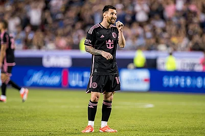 Photo%3A%20AP%2FNick%20Tre.%20Smith%20%3A%20MLS%20soccer%3A%20Inter%20Miami%20vs%20Sporting%20Kansas%20City