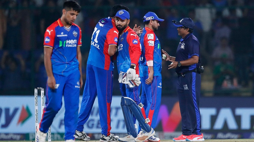DC players celebrate their win over GT. - AP/Pankaj Nangia