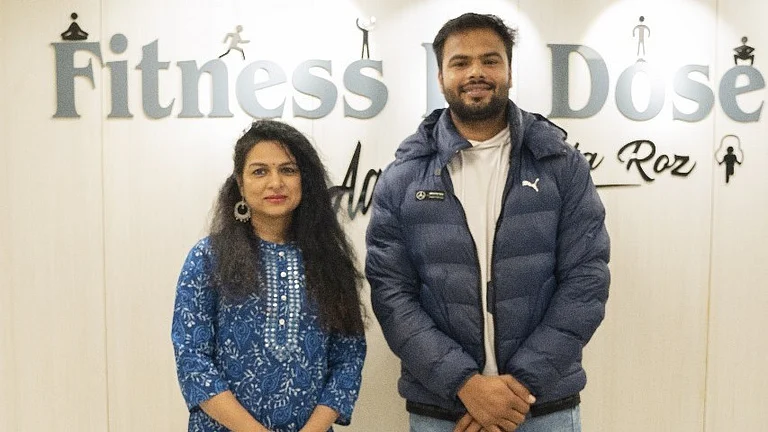 World and Paralympic javelin throw champion Sumit Antil with Fit India Champions Podcast host Ekta Vishnoi. - SAI/Fit India