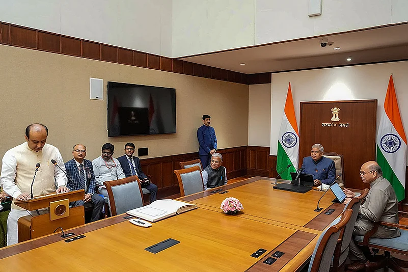 Dr. Sudhanshu Trivedi
