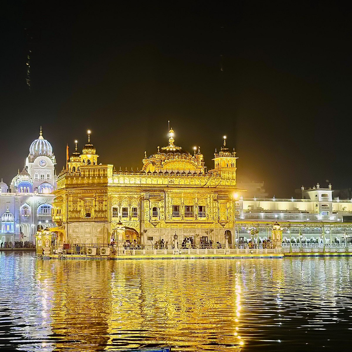 Golden Temple at night
